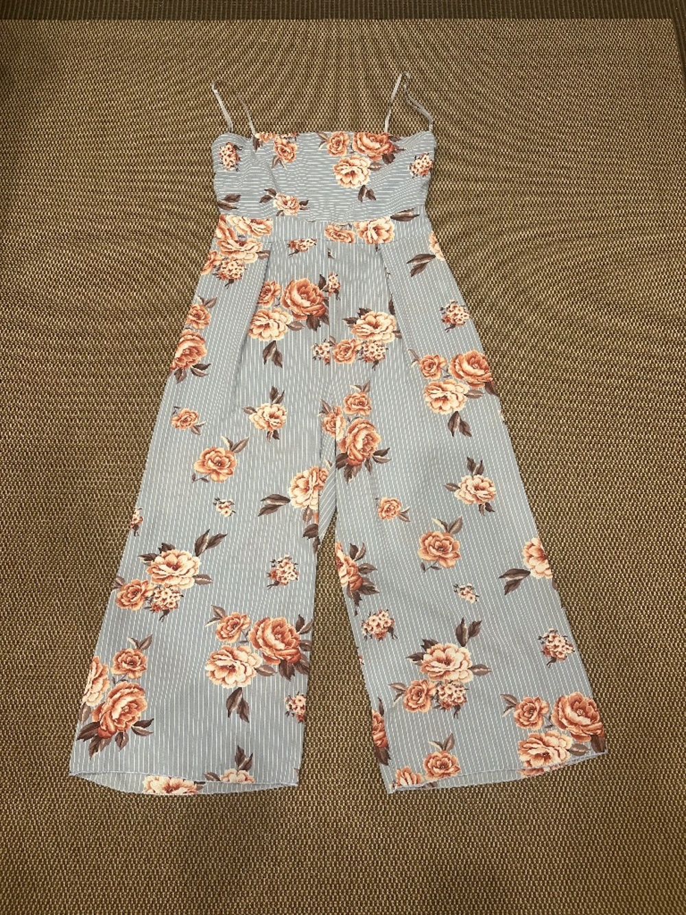 FASHION NOVA FLORAL JUMPSUIT LARGE
